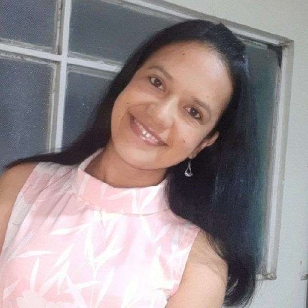 Carolina - prof de Español y Literatura - Chaparral