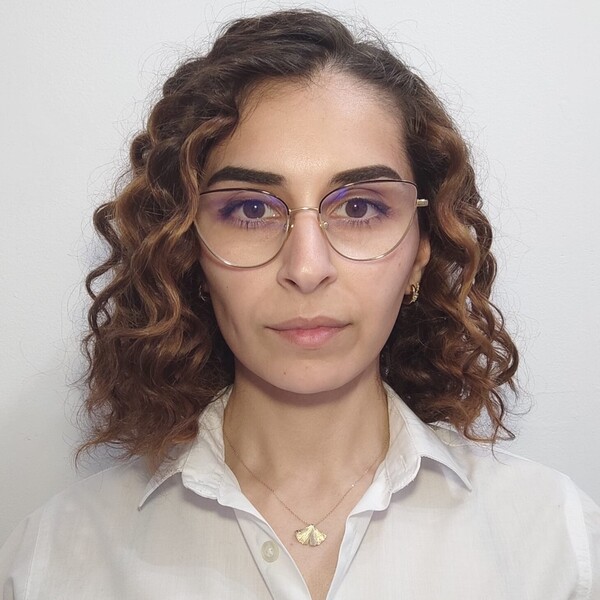 Bárbara - Professor de matemática - Porto