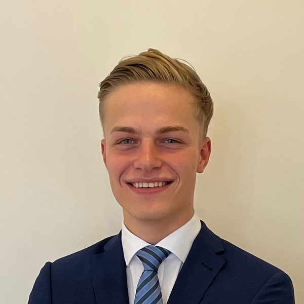 Benjamin - Lehrkraft für BWL - Wien
