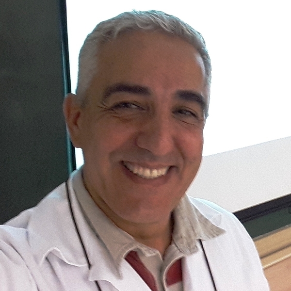 Alexandre - Prof de preparação para acesso a escola de gestão - São Paulo