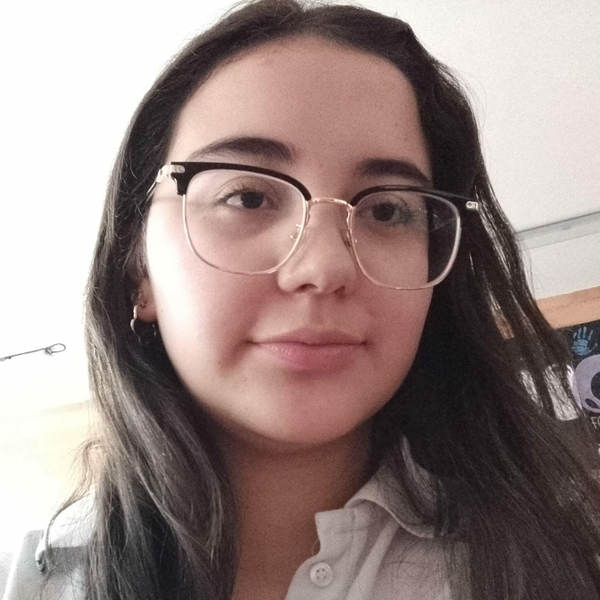 Ana - profesor de comprensión oral en Español - 