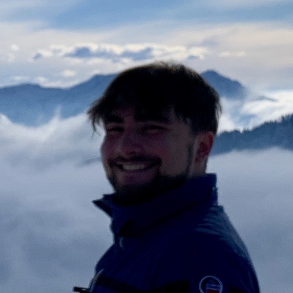 Victor - Prof de maths - Montigny-le-Bretonneux