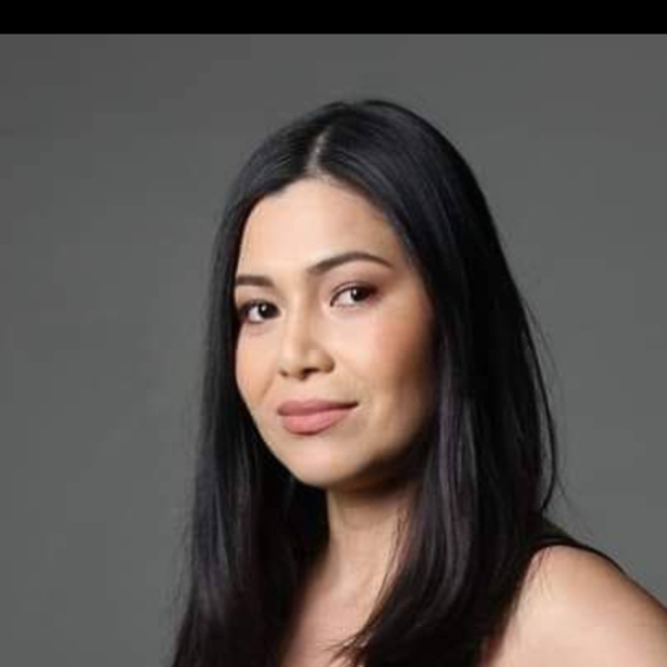Adriana - Prof de japonês - Vila Brasil