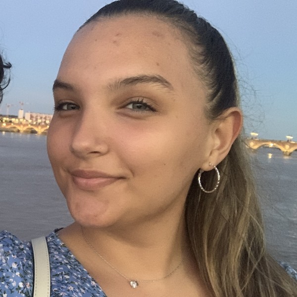 Alexia - Prof d'aide aux devoirs - Bordeaux