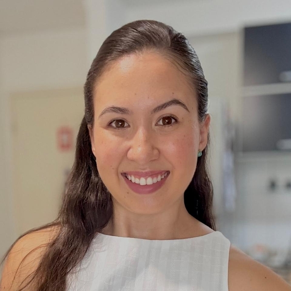 Katia Emiko - Professor de química - Campinas