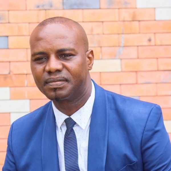 Samuel Ikechukwu - English tutor - Yenagoa