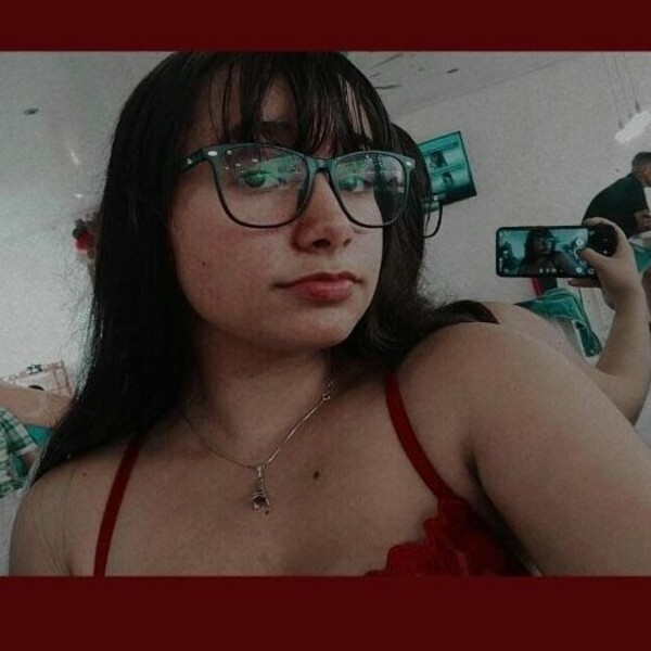 Brenda - prof de Matemáticas - Melo