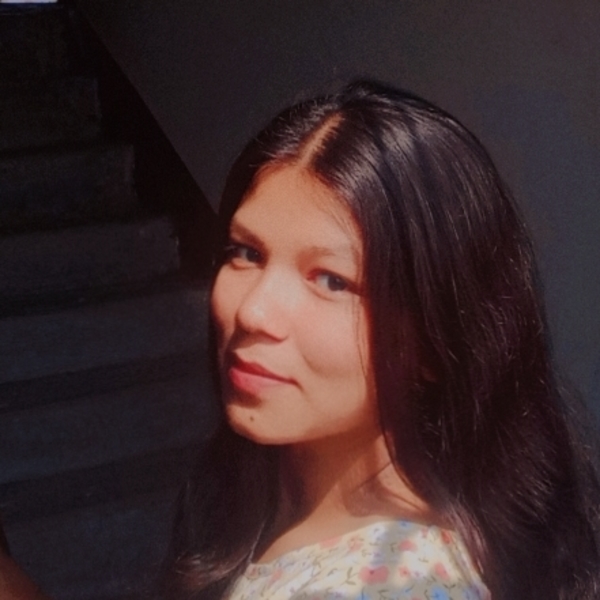 Varsha - English tutor - Phusro