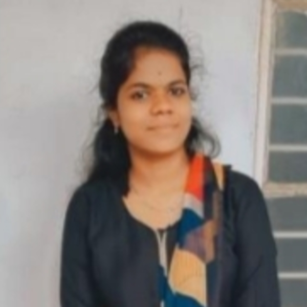 Nivedha - Reading teacher - Tiruppur