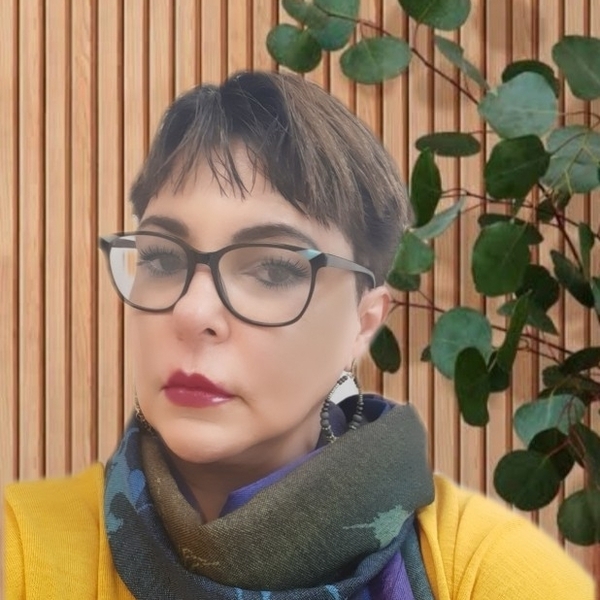 Constança Luiza - Prof de explicações - Niterói
