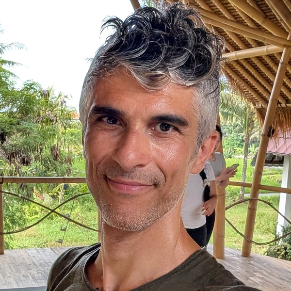 Fabrizio - Insegnante di yoga - Peschiera Borromeo