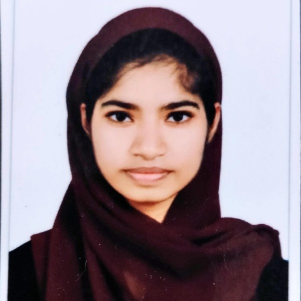 SHAFNA - English tutor - Kannur