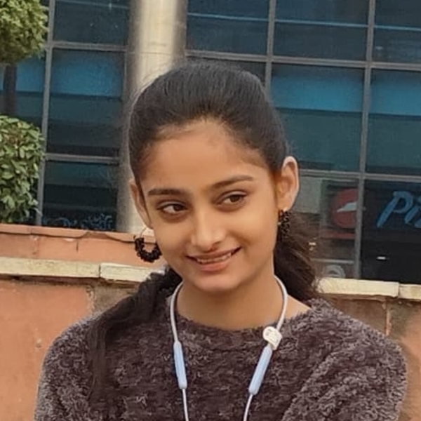 Neeru - English tutor - New Delhi