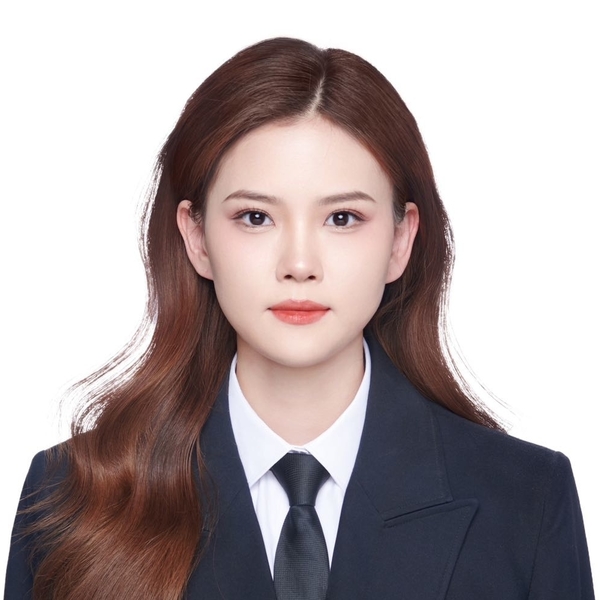 Xena - Chinese teacher - London