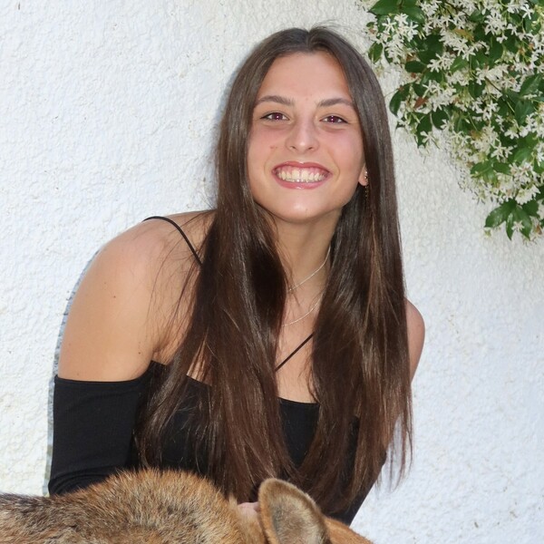 Mia - Spanish tutor - Killara