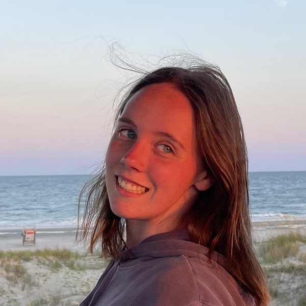 Keeley - English tutor - Hampton Bays