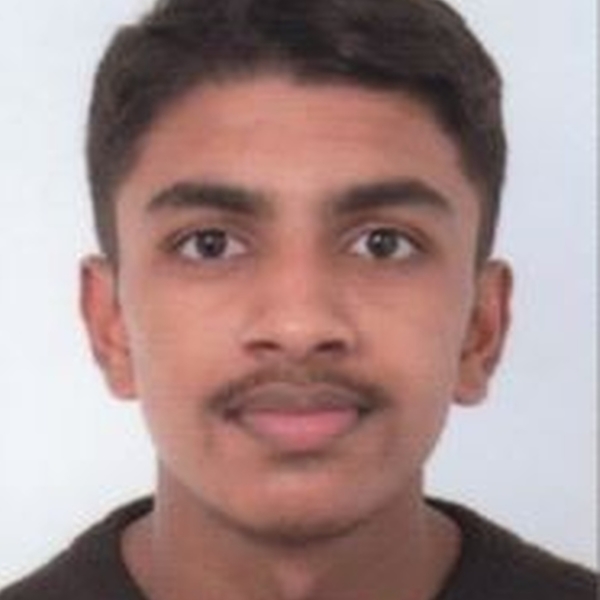Adithya - Prof de maths - Cergy