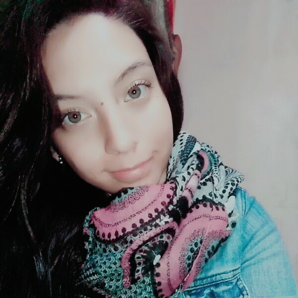Javiera - Profe de física - Lo Espejo