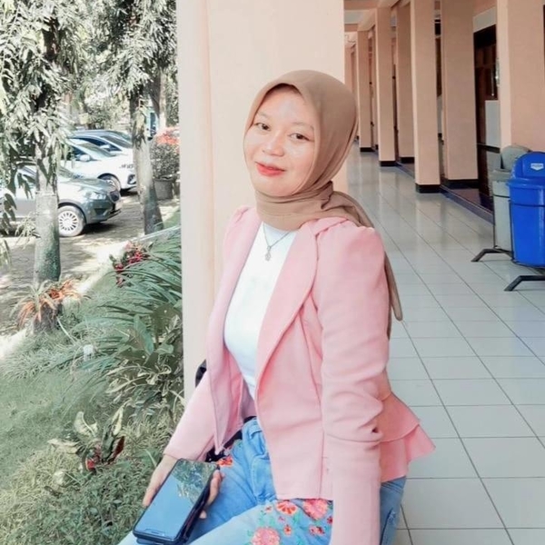 Siska Nur - Guru matematika - Jepara