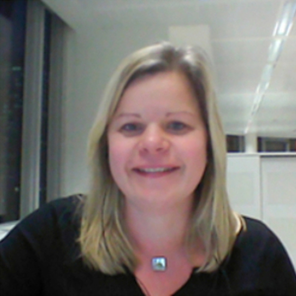 Isabelle - Prof de maths - Bassilly