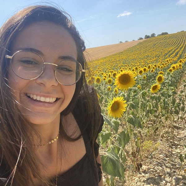 Léna - Prof de physique - chimie - Papeete
