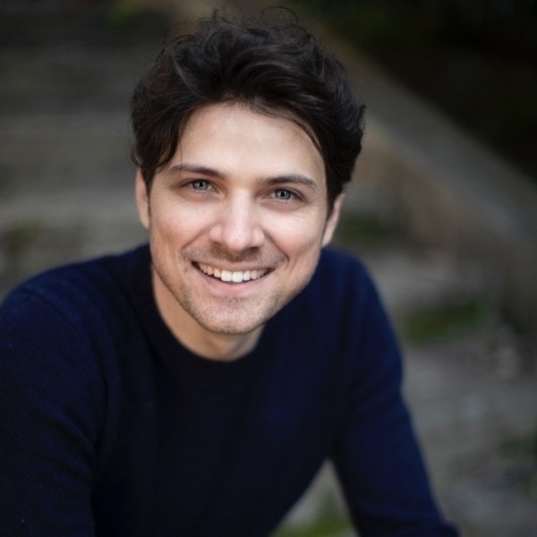 Emanuele - Insegnante di storia - Roma