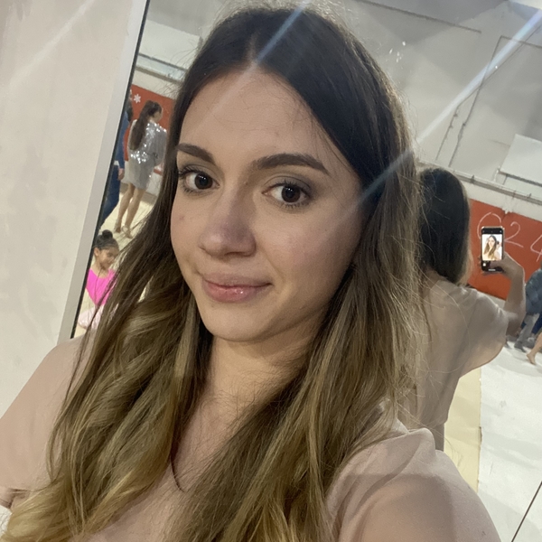 Yeliz - Jimnastik öğretmeni - 