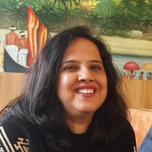 Shikha - Computer programming teacher - New Delhi