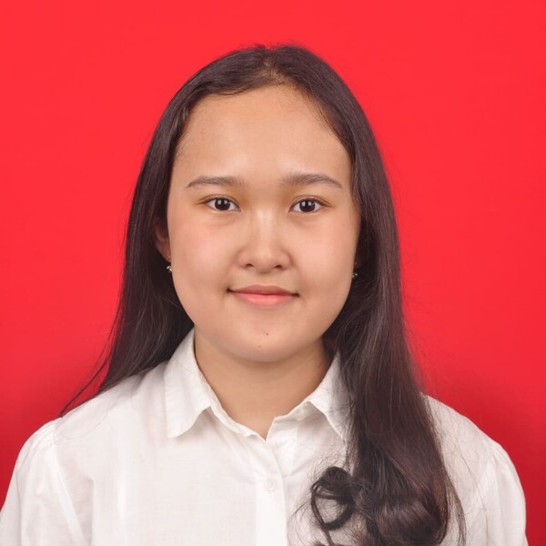 Eda - Guru bahasa inggris - Bandung