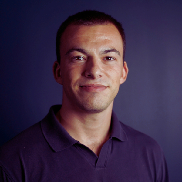 Leonard - Prof d'aide à la rédaction de cv - lettre de motivation - Paris 4e