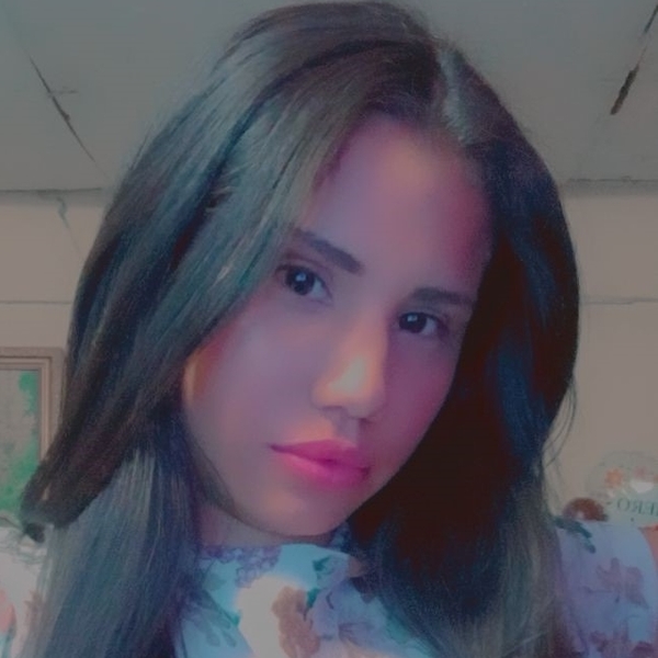 Eliana - Spanish speaking teacher - Newport