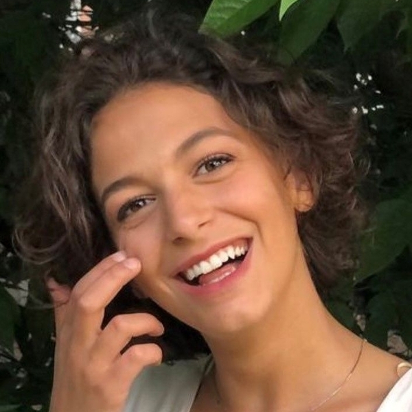 Alessia - Insegnante di aiuto compiti - Milano