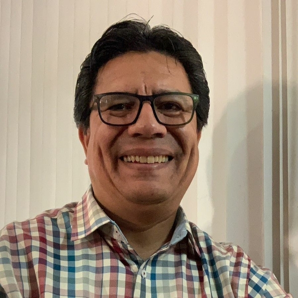 Antonio - Profesor de programación - San Luis Potosí