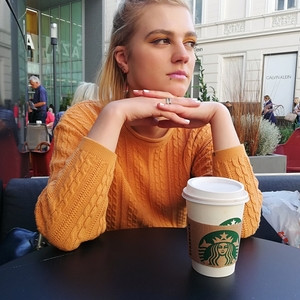 Anais - Prof d'allemand - Liège