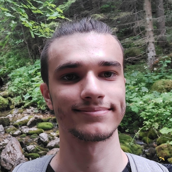 Krystian - Prof de programmation - Jette