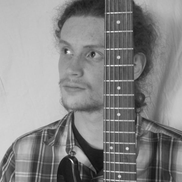 Régis - Prof de guitare - Tournan-en-Brie