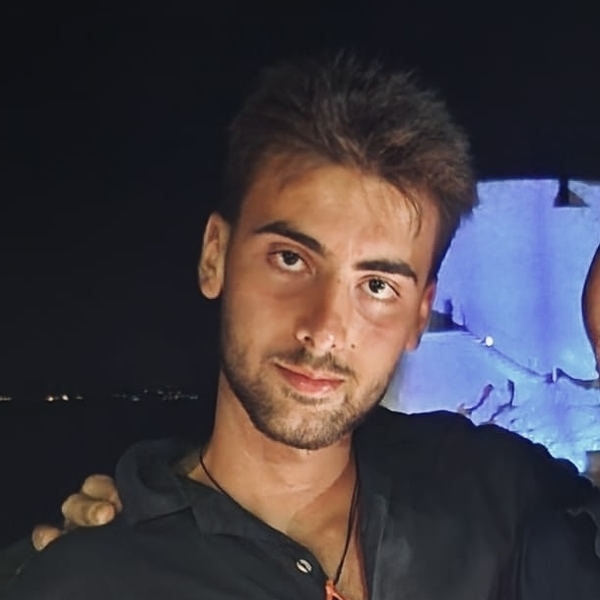 Giuseppe - Insegnante di biologia - Rubiera