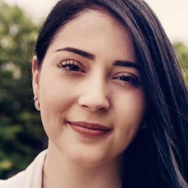 Nicole - Prof de matemática - Onda Verde