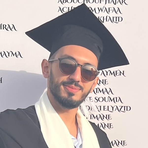 Aymane - Prof d'économie - Casablanca