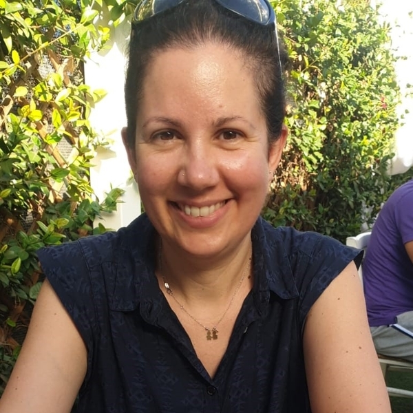 Cinzia - Italian tutor - Uxbridge