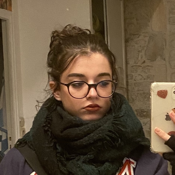 Ainhoa - Prof d'aide aux devoirs - Nîmes