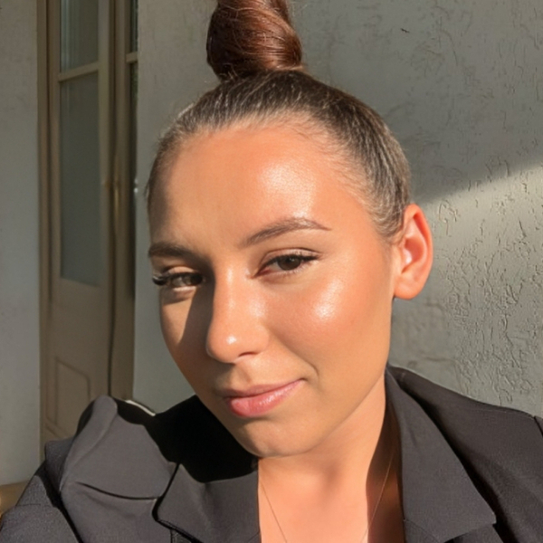 Isla - Physics tutor - Glendale
