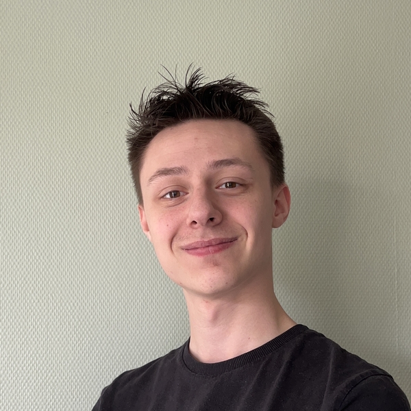 Enzo - Prof de photoshop - Lille