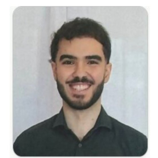 Enes - Prof de français - Chelles