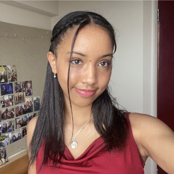 Maïna - Biology tutor - Cardiff