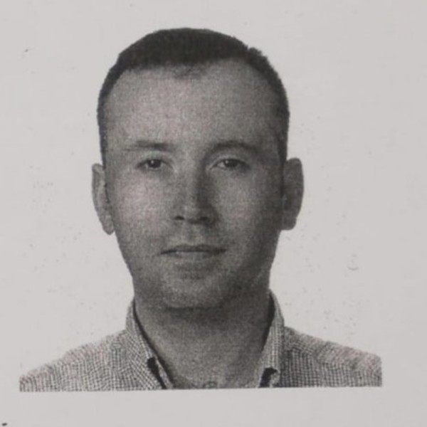 Serkan - Tarih öğretmeni - İstanbul