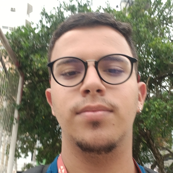 Pedro - Professor de matemática - Campos dos Goytacazes