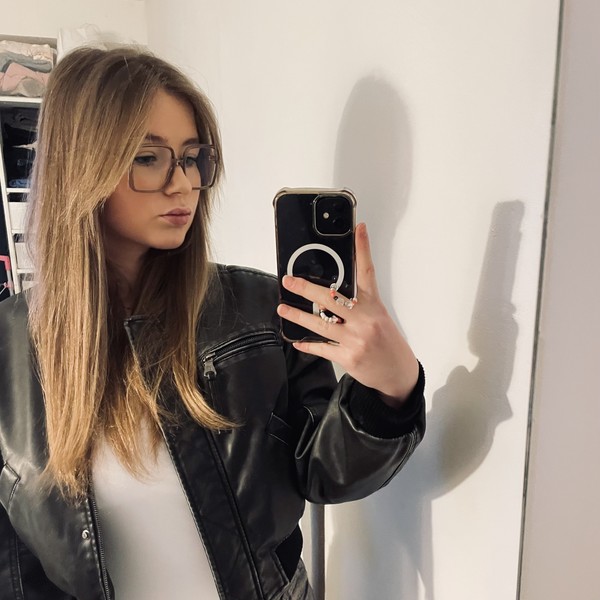 Pauline - Prof d'aide aux devoirs - Lille