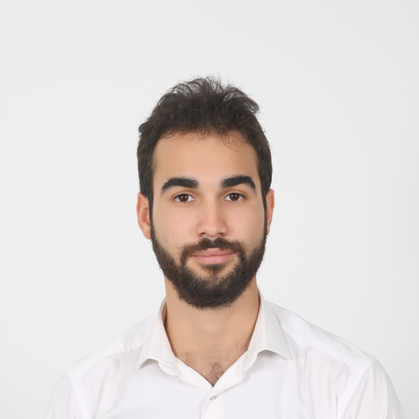 Adam - Prof de base de données - Paris 14e