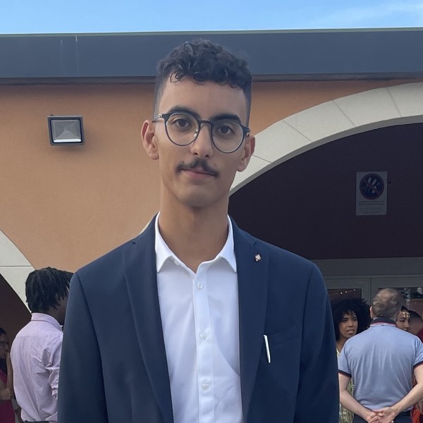 Adil - Prof de SVT - Montpellier